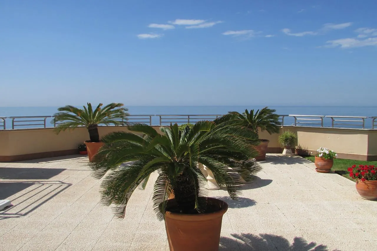 Mtr - Marbella Temporary Rent 3Bedrooms Old Town 0*,  Spain
